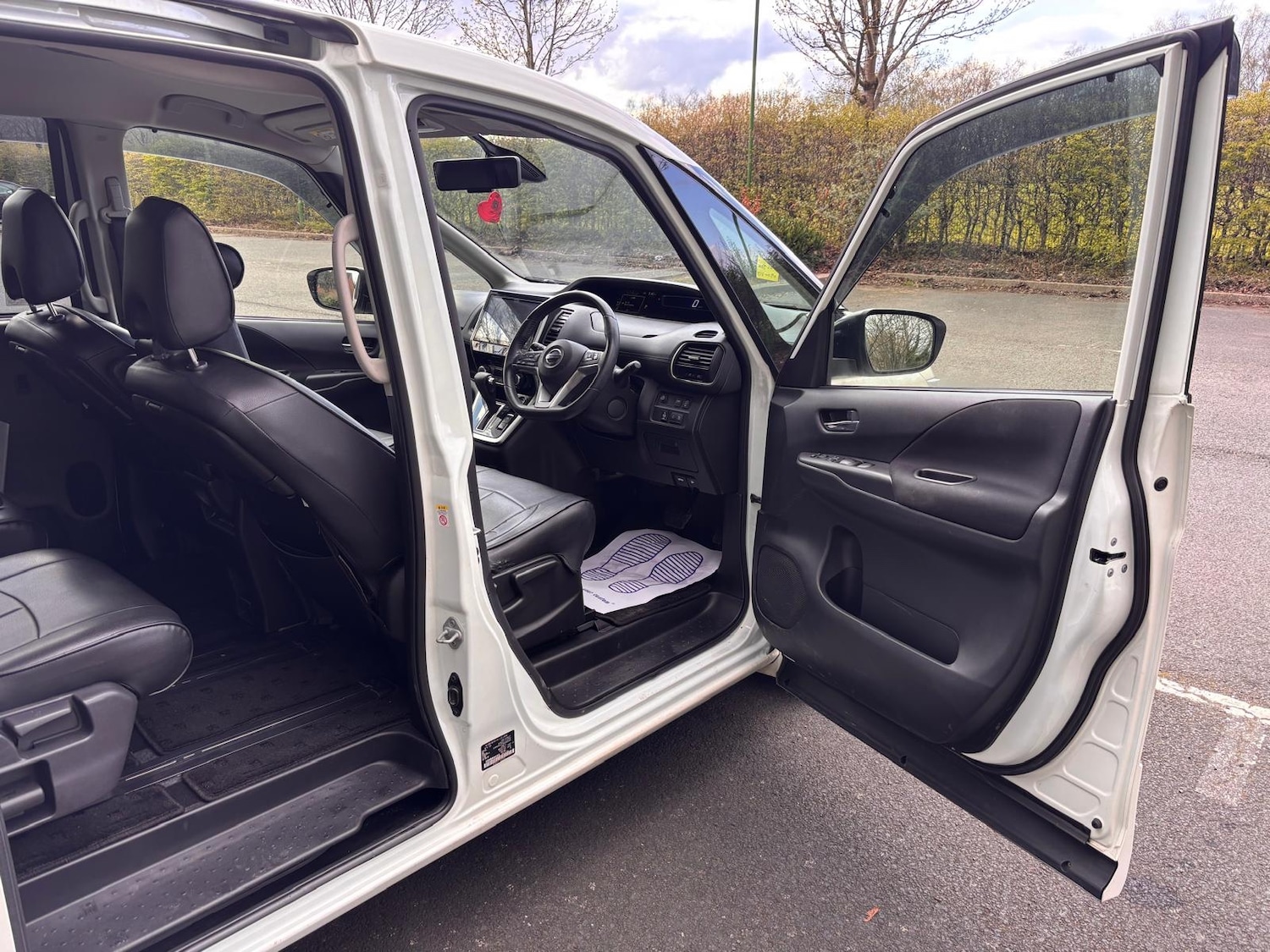 Used Nissan Serena 2026 for sale - 78084063: Photo 20