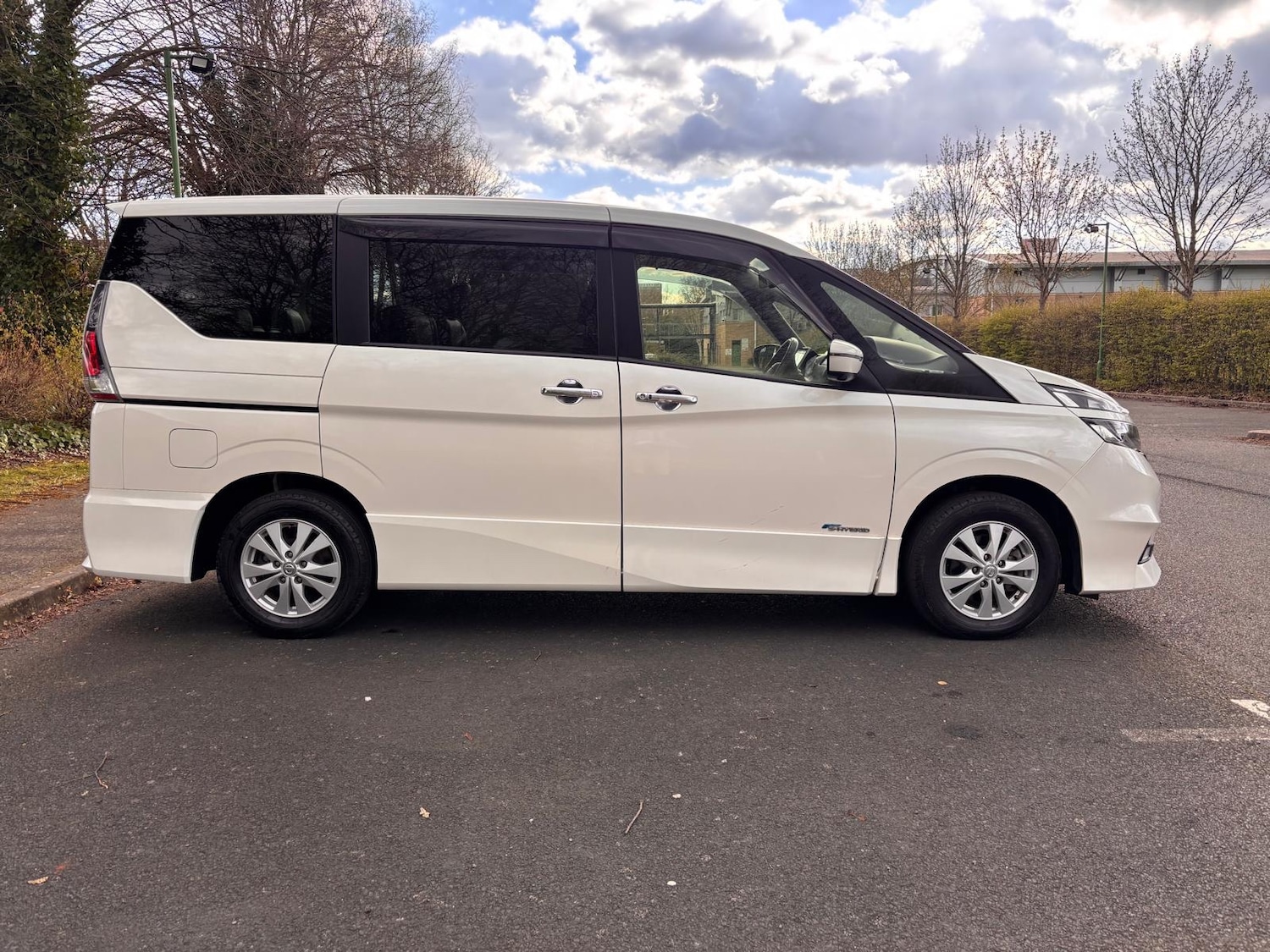 Used Nissan Serena 2026 for sale - 78084063: Photo 9