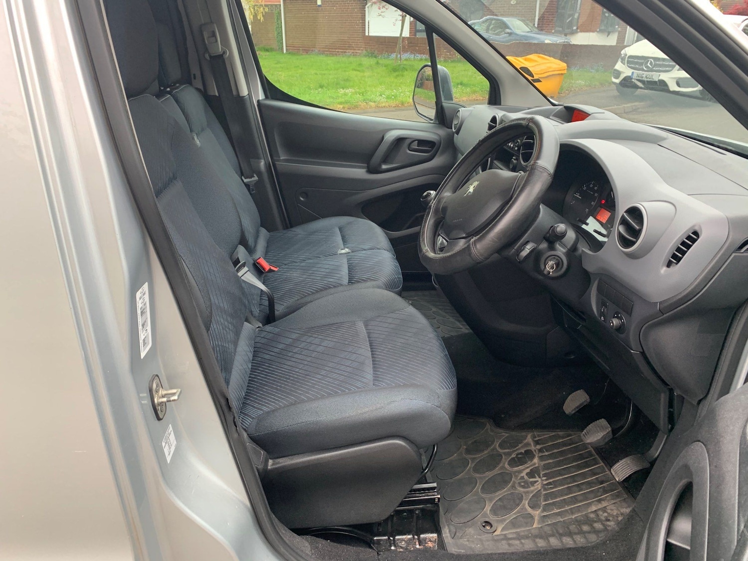 Used Peugeot Partner 2011 for sale - 77927962: Photo 15