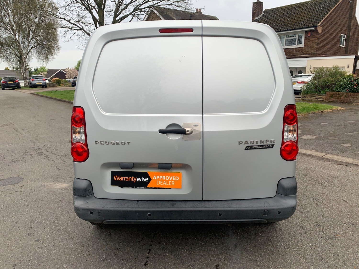 Used Peugeot Partner 2011 for sale - 77927962: Photo 7