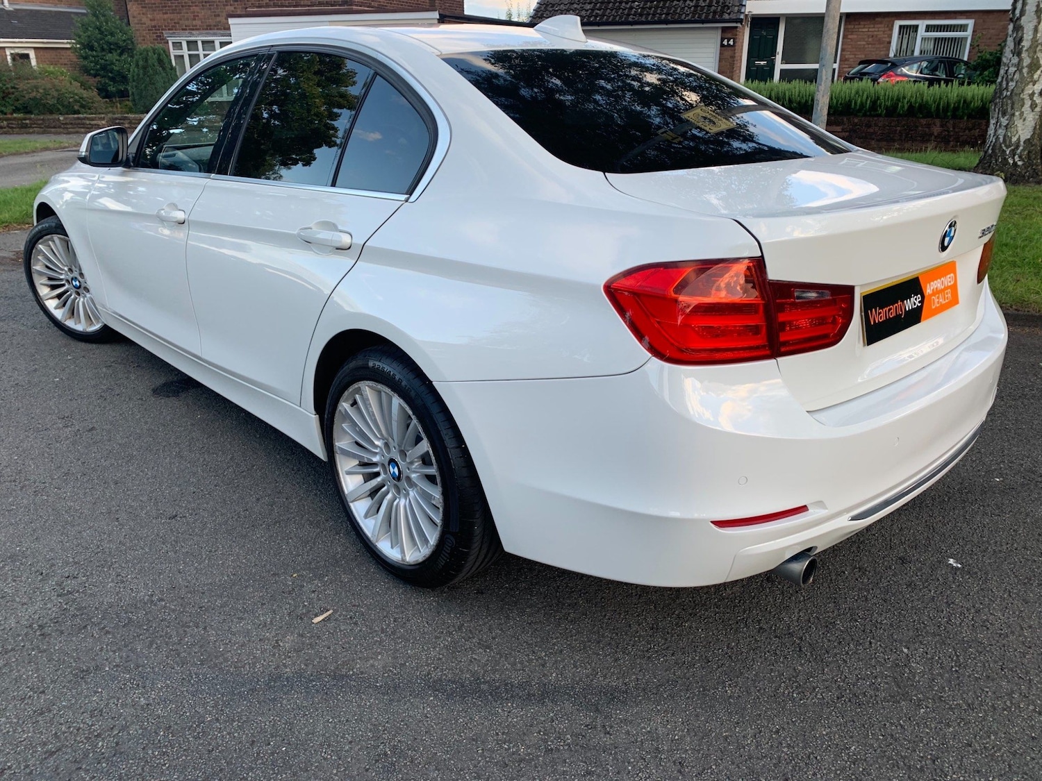 Used BMW 3 Series 2012 for sale - 77927877: Photo 10
