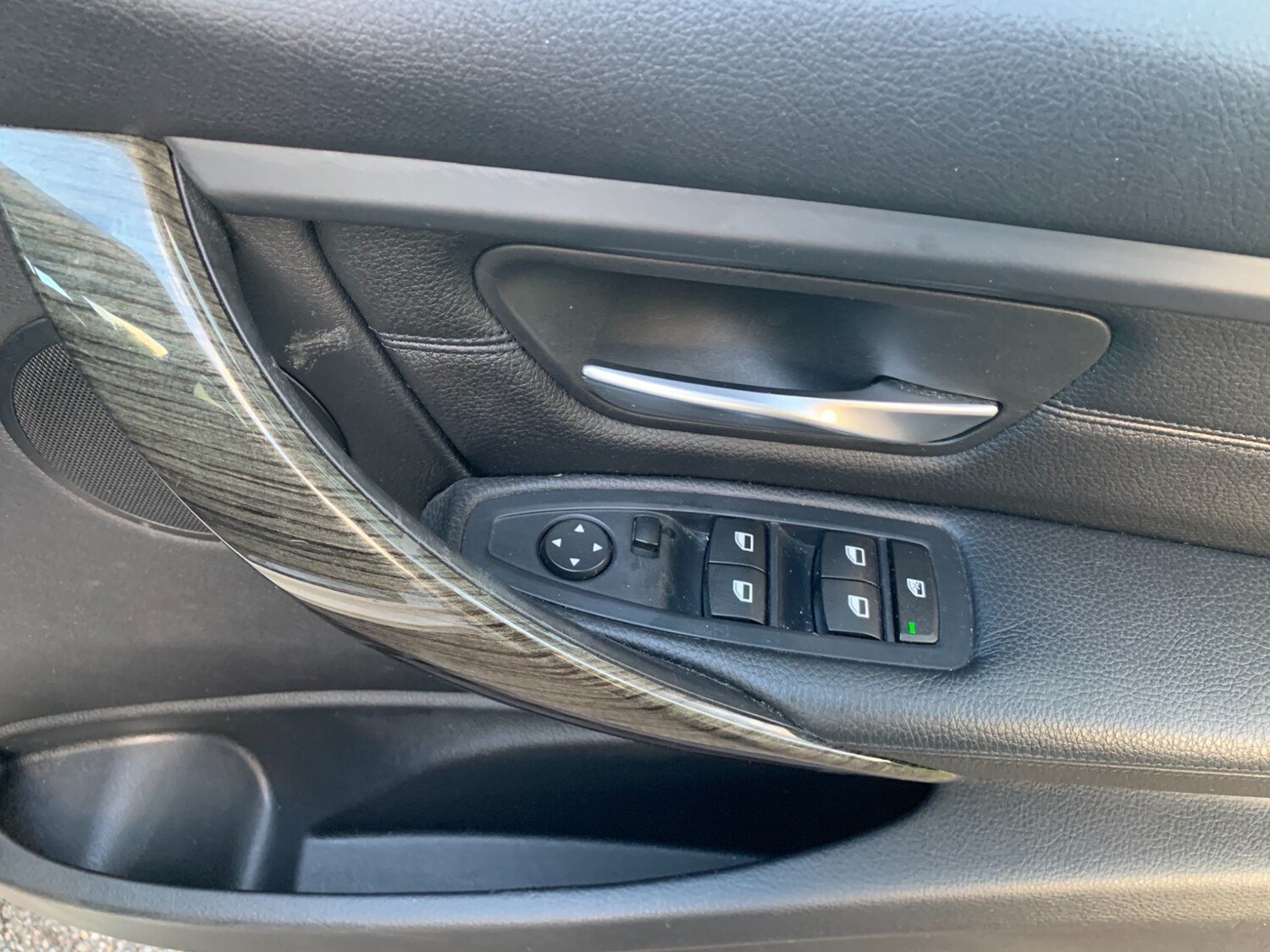 Used BMW 3 Series 2012 for sale - 77927877: Photo 25