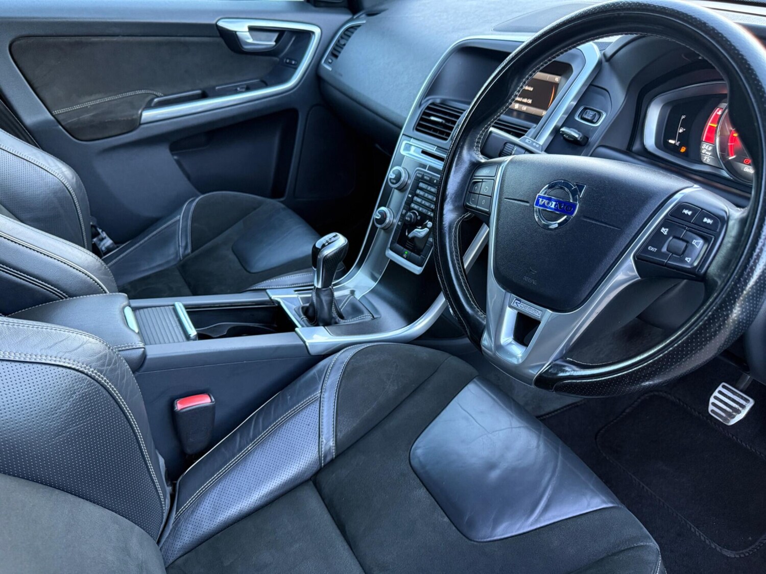 Used Volvo XC60 2014 for sale - 77786367: Photo 21