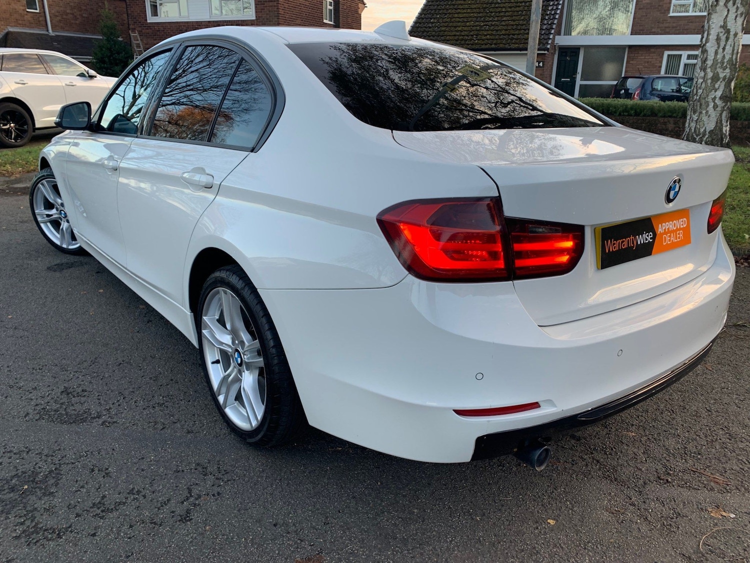 Used BMW 3 Series 2012 for sale - 77927902: Photo 10