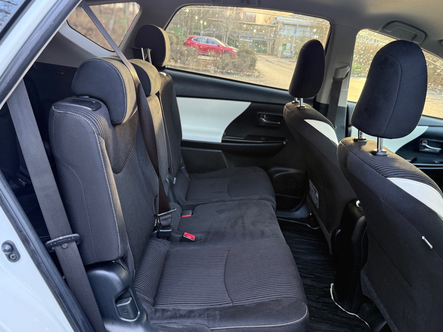 Used Toyota Prius+ 2018 for sale - 78216101: Photo 16