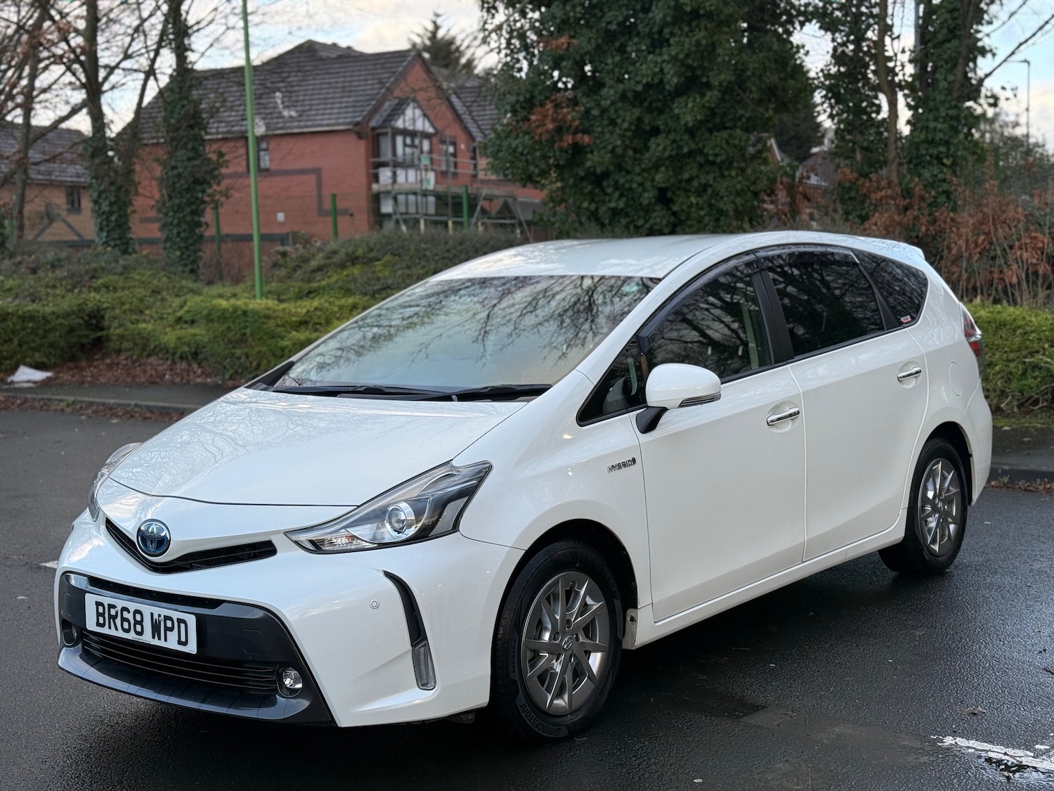 Used Toyota Prius+ 2018 for sale - 78216101: Photo 2