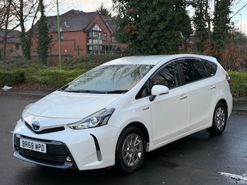 Used Toyota Prius+ 2018 for sale - 78216101: Photo