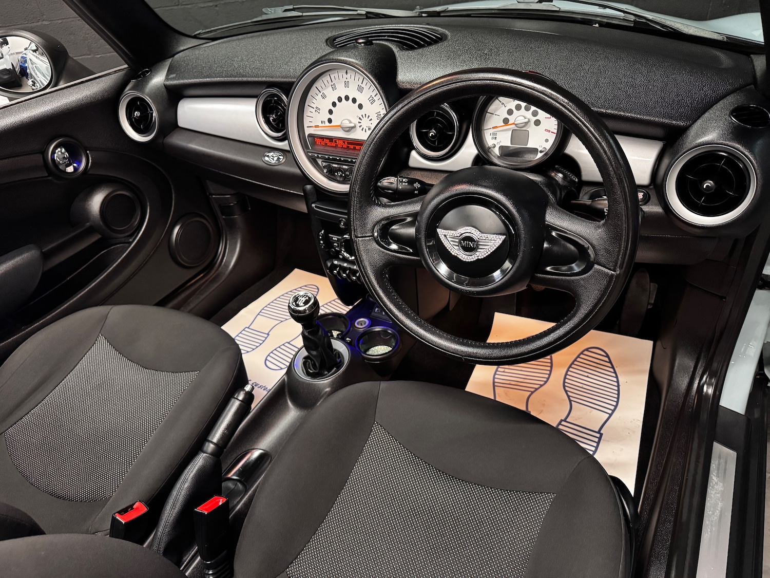 Used MINI Convertible 2012 for sale - 77762443: Photo 8