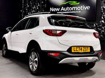 Used Kia Stonic 2024 for sale - 77762548: Photo