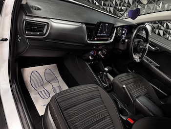 Used Kia Stonic 2024 for sale - 77762548: Photo