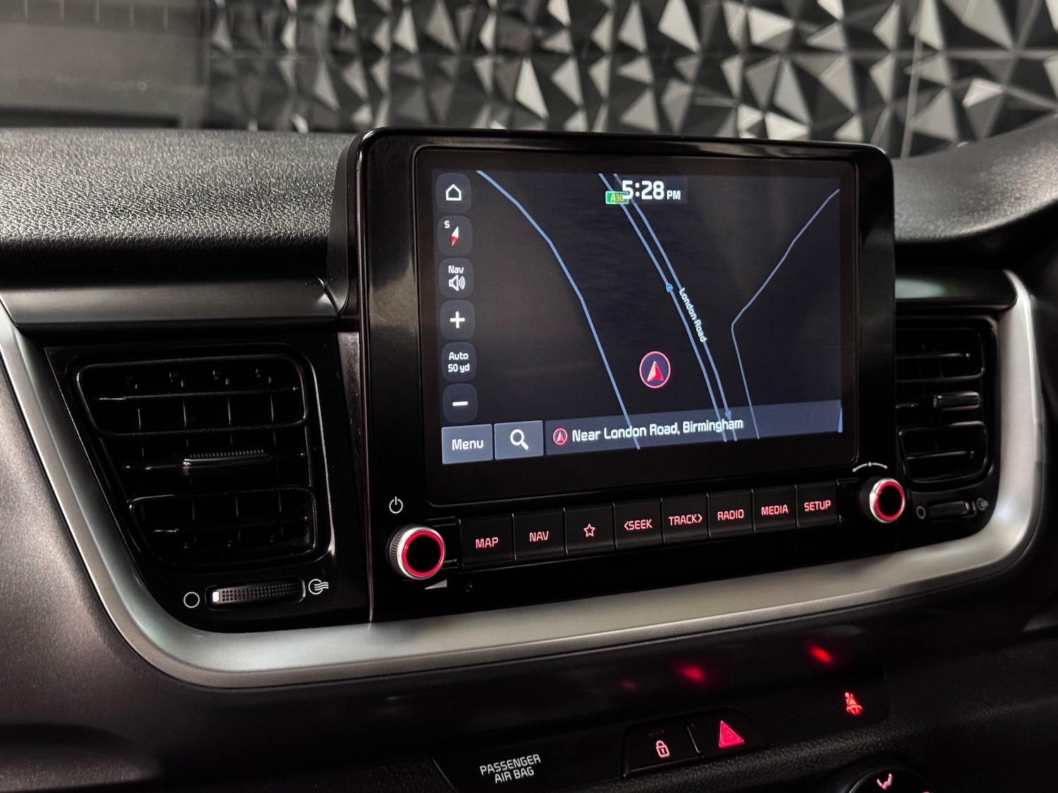 Used Kia Stonic 2024 for sale - 77762548: Photo 4