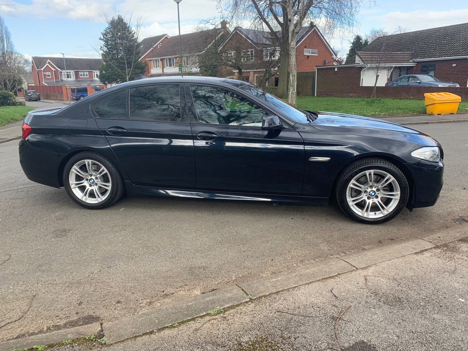 Used BMW 5 Series 2011 for sale - 77927951: Photo 2