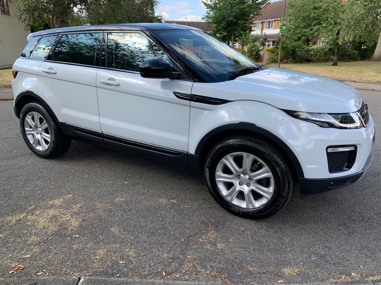 Used Land Rover Range Rover Evoque 2016 for sale - 77927939: Photo 3