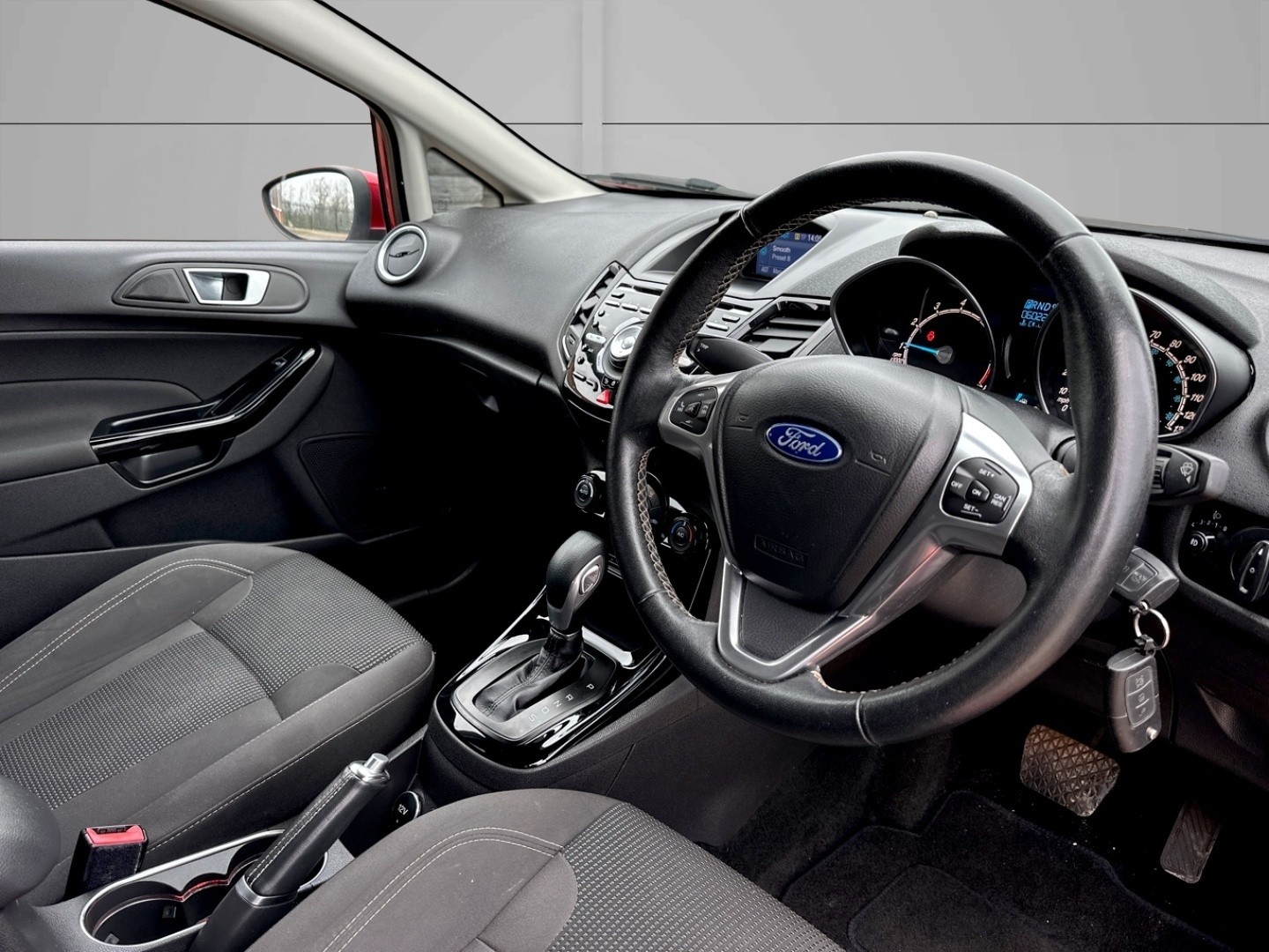 Used Ford Fiesta 2015 for sale - 78036905: Photo 9