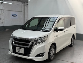 Used Toyota Noah 2017 for sale - 79151398: Photo