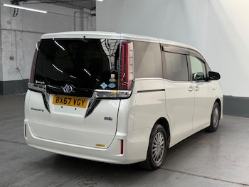 Used Toyota Noah 2017 for sale - 79151398: Photo
