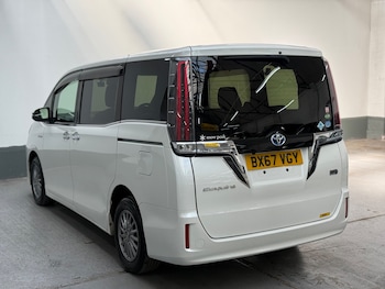 Used Toyota Noah 2017 for sale - 79151398: Photo