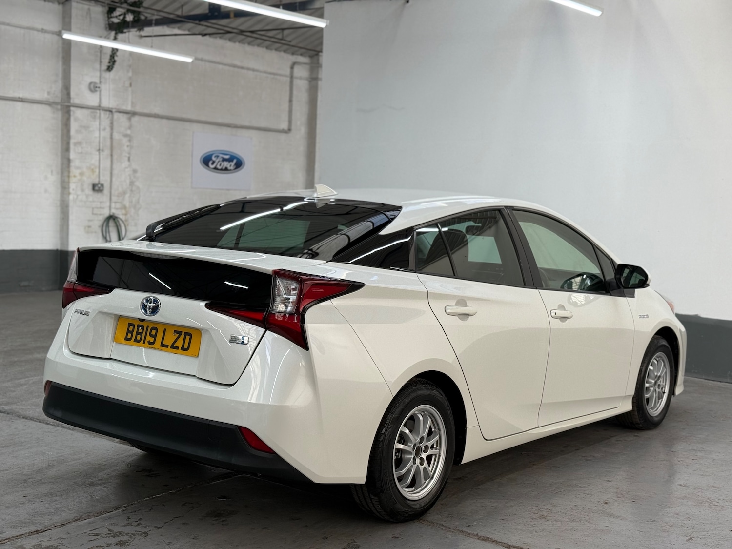 Used Toyota Prius 2019 for sale - 78218207: Photo 12