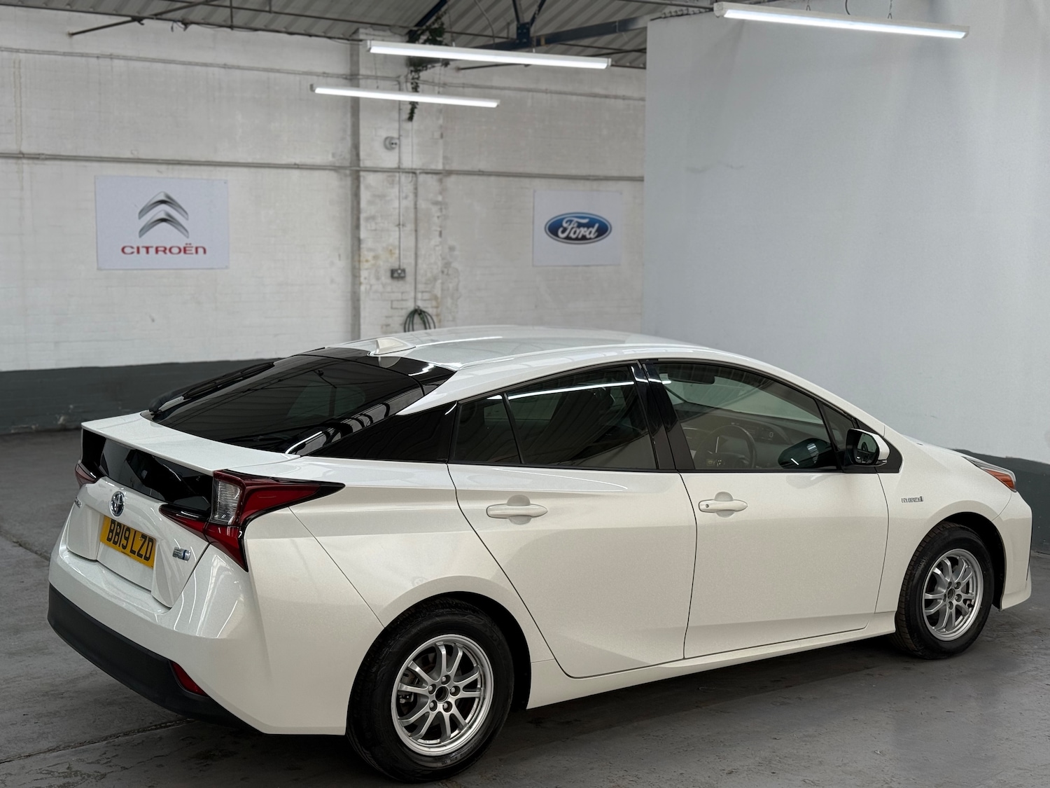 Used Toyota Prius 2019 for sale - 78218207: Photo 14