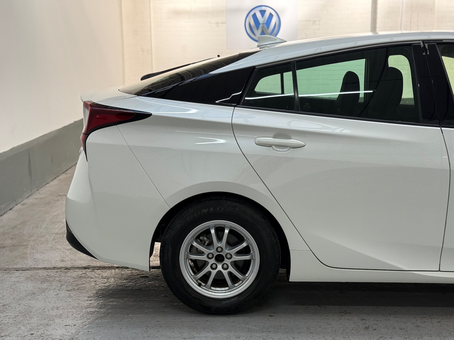 Used Toyota Prius 2019 for sale - 78218207: Photo 9