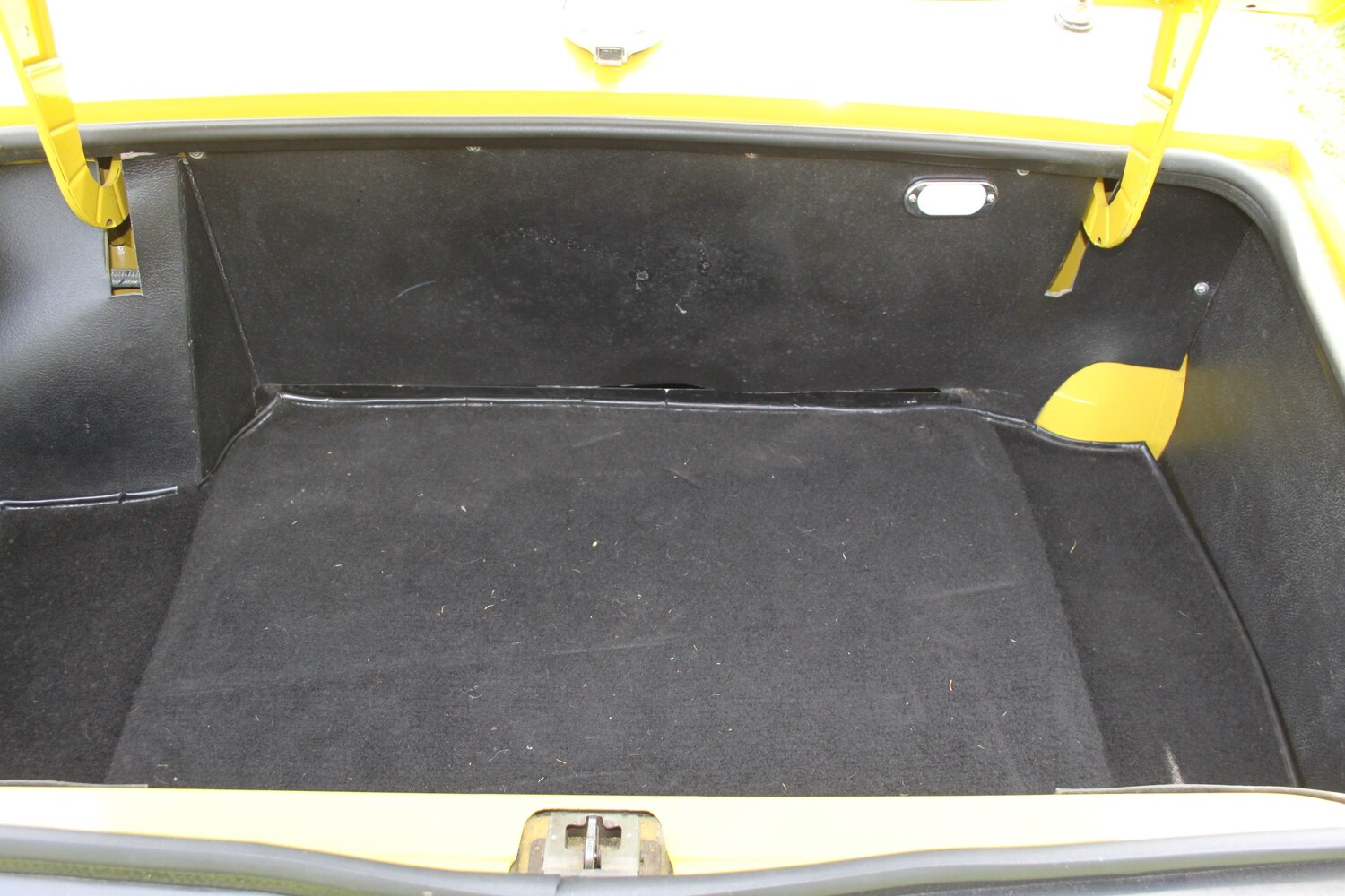 Used Triumph TR6 1968 for sale - 77966445: Photo 23