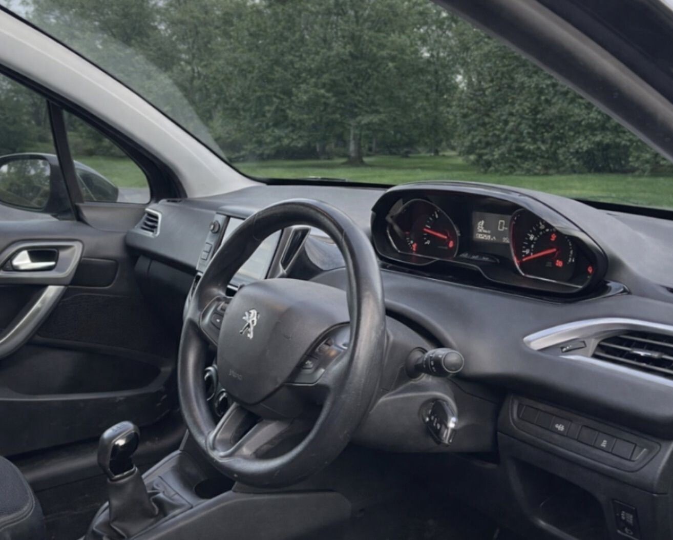 Used Peugeot 208 2012 for sale - 78022600: Photo 8