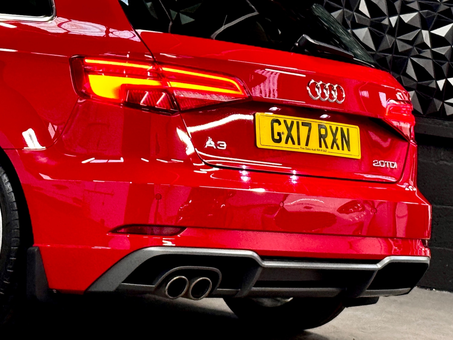 Used Audi A3 2017 for sale - 77762575: Photo 2