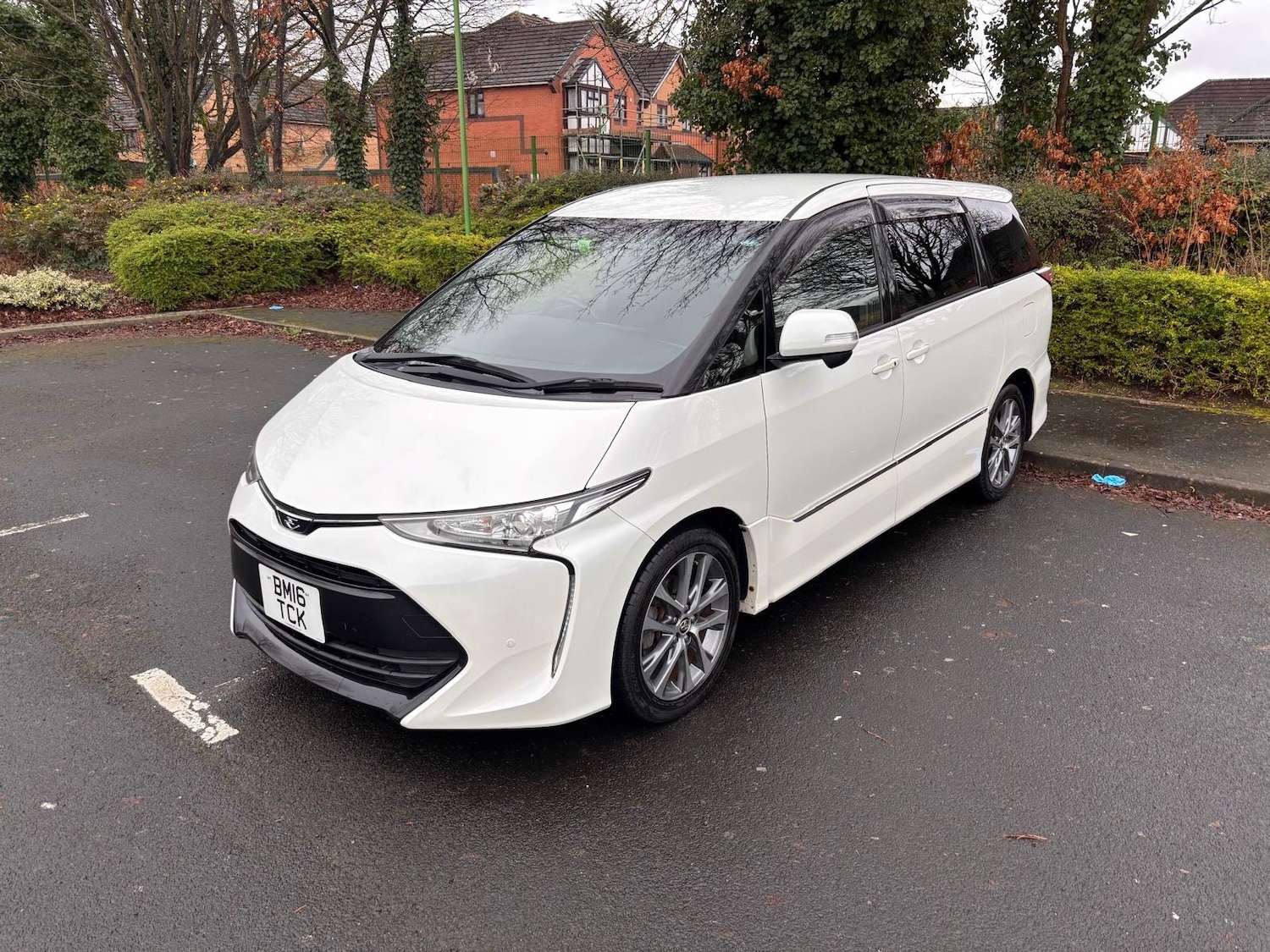 Used Toyota Estima 2026 for sale - 77966424: Photo 1