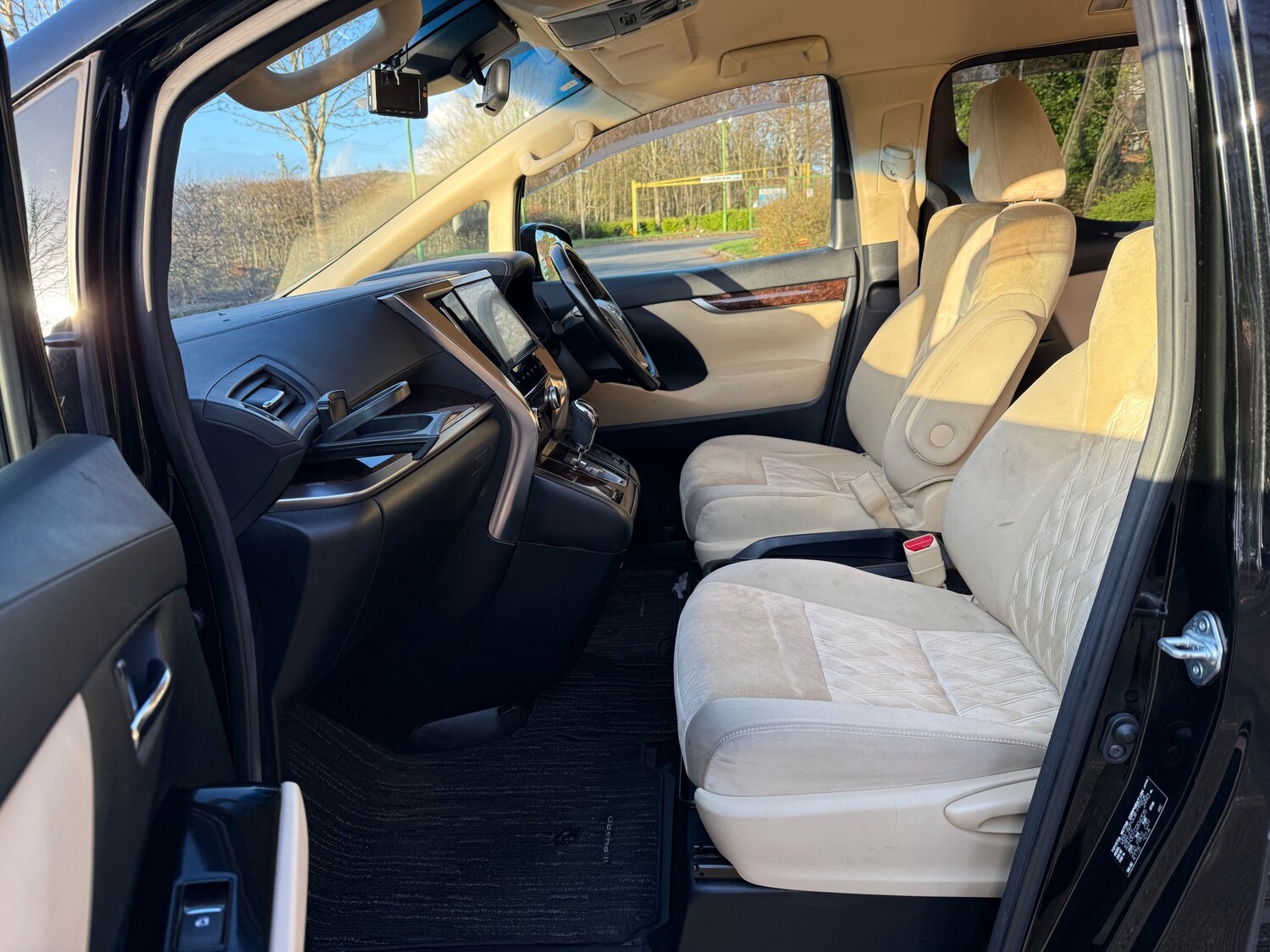 Used Toyota Alphard 2025 for sale - 77966438: Photo 23