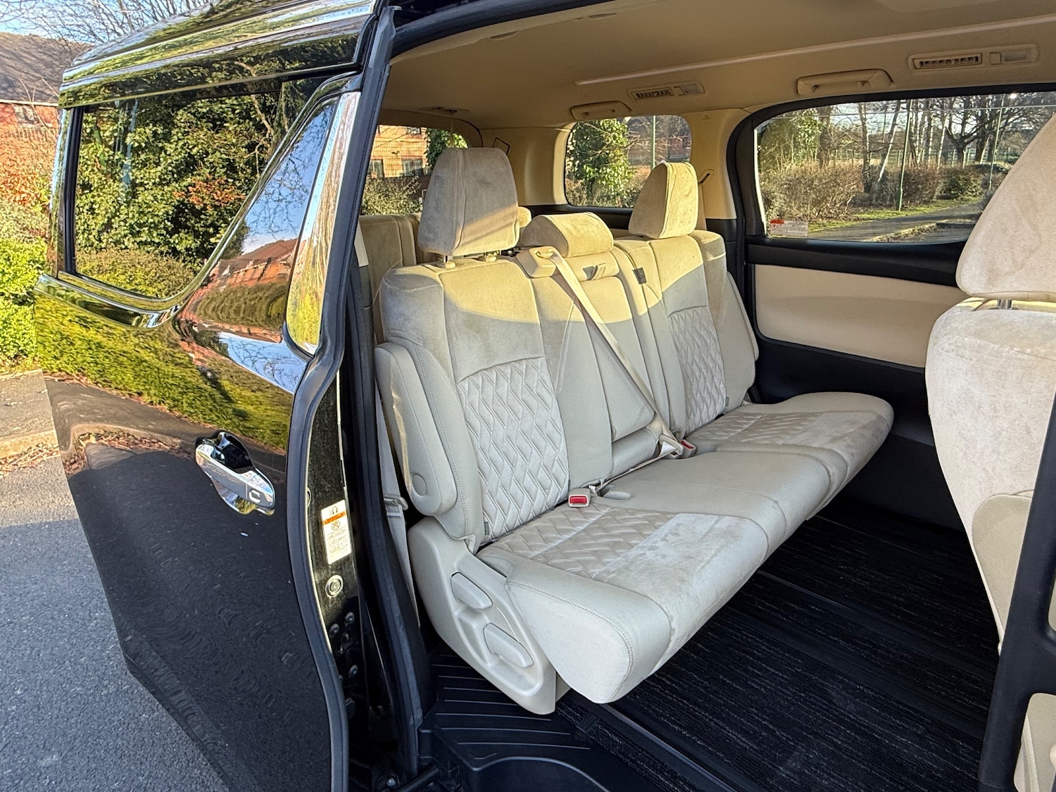 Used Toyota Alphard 2025 for sale - 77966438: Photo 9