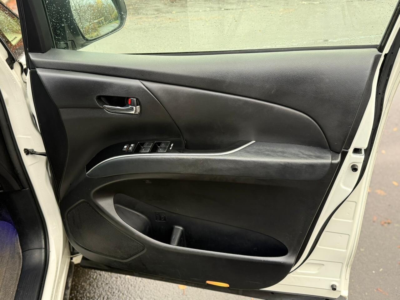 Used Toyota Estima 2025 for sale - 77966415: Photo 13