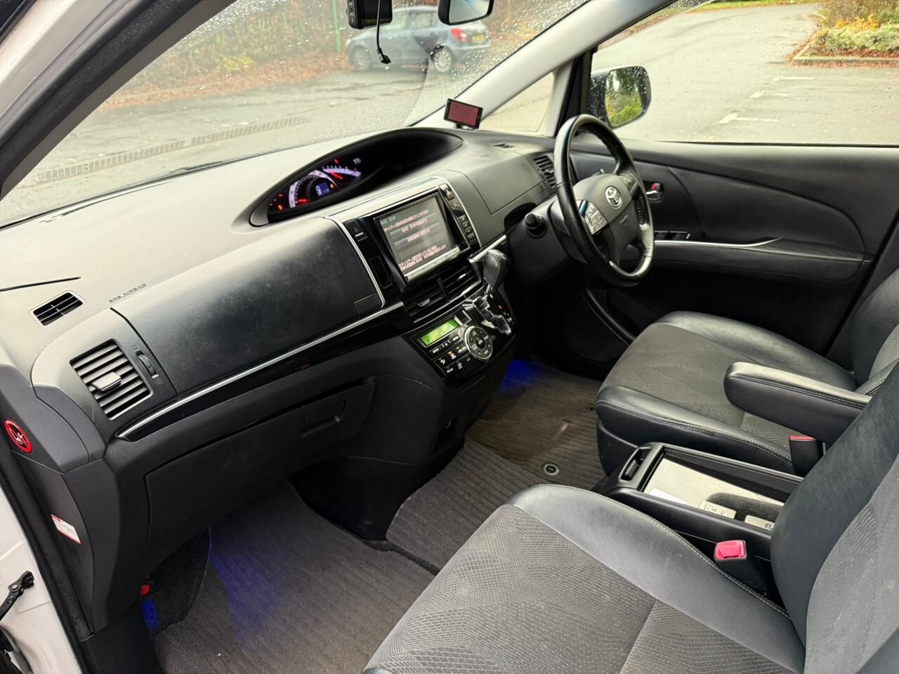 Used Toyota Estima 2025 for sale - 77966415: Photo 19