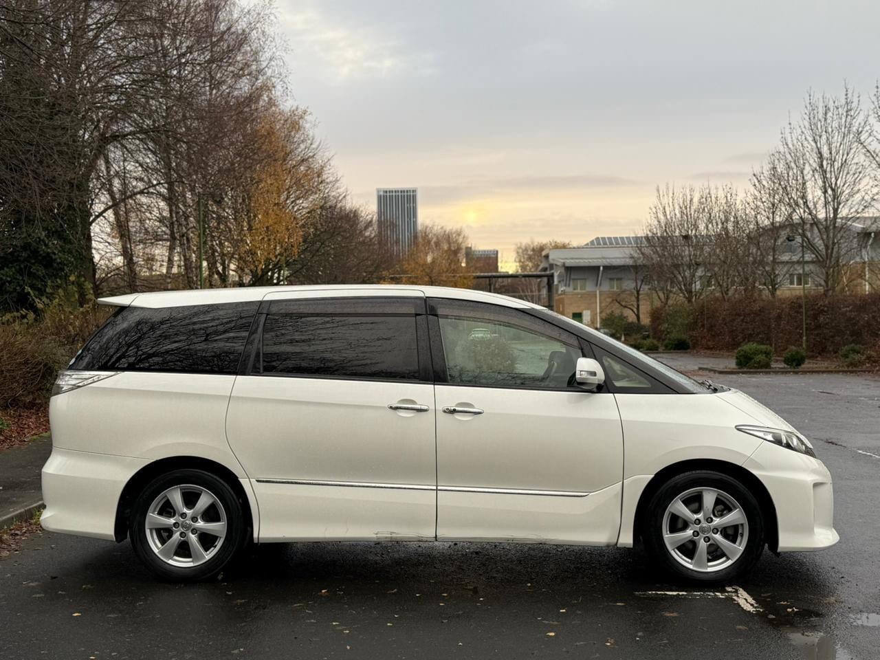 Used Toyota Estima 2025 for sale - 77966415: Photo 7
