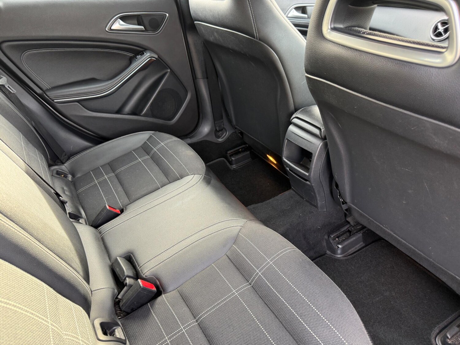 Used Mercedes-Benz A-Class 2015 for sale - 77786366: Photo 23