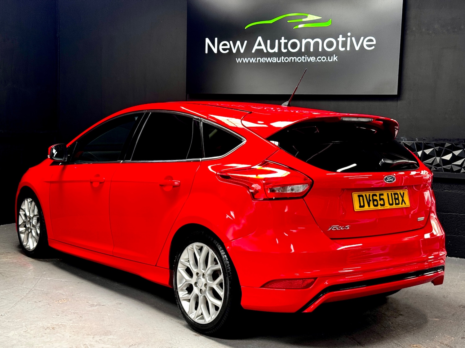 Used Ford Focus 2015 for sale - 77762603: Photo 2