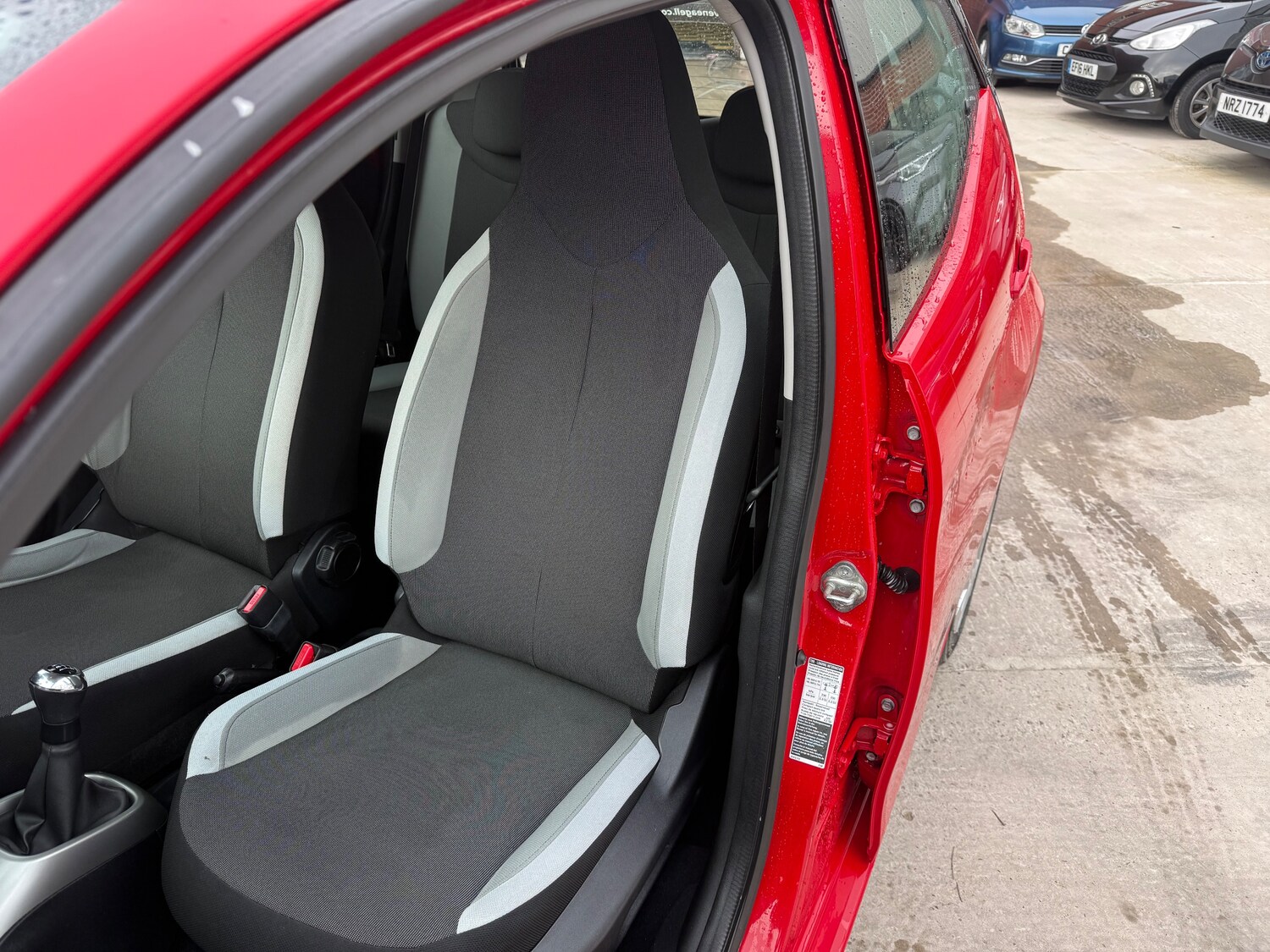 Used Toyota AYGO 2018 for sale - 77762537: Photo 15