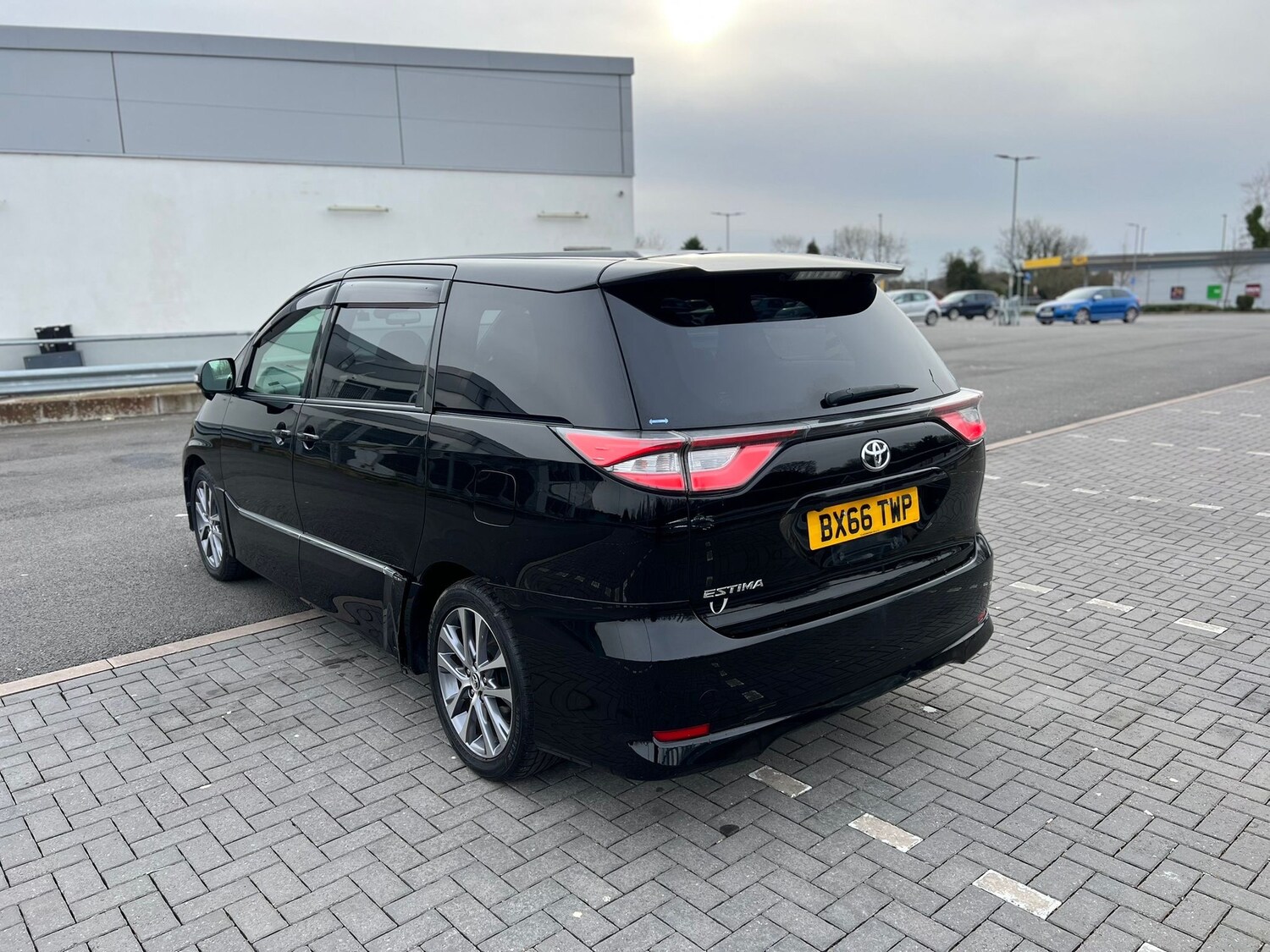 Used Toyota Estima 2026 for sale - 77966417: Photo 11