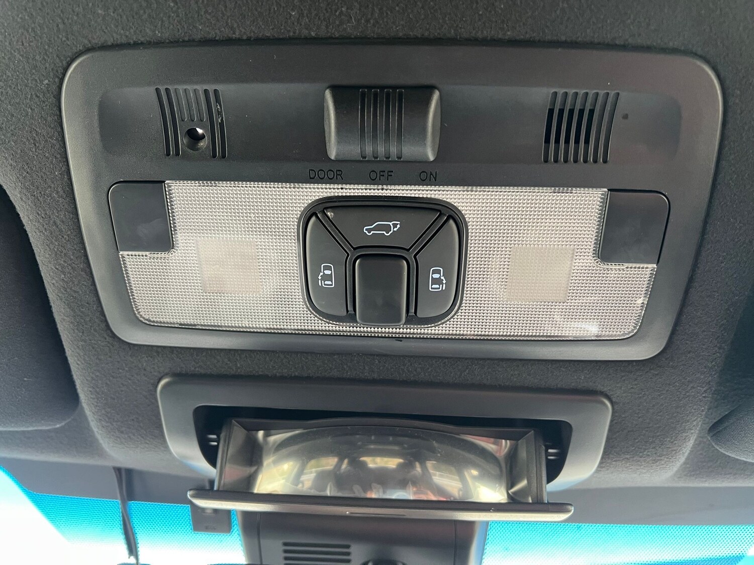 Used Toyota Estima 2026 for sale - 77966417: Photo 13