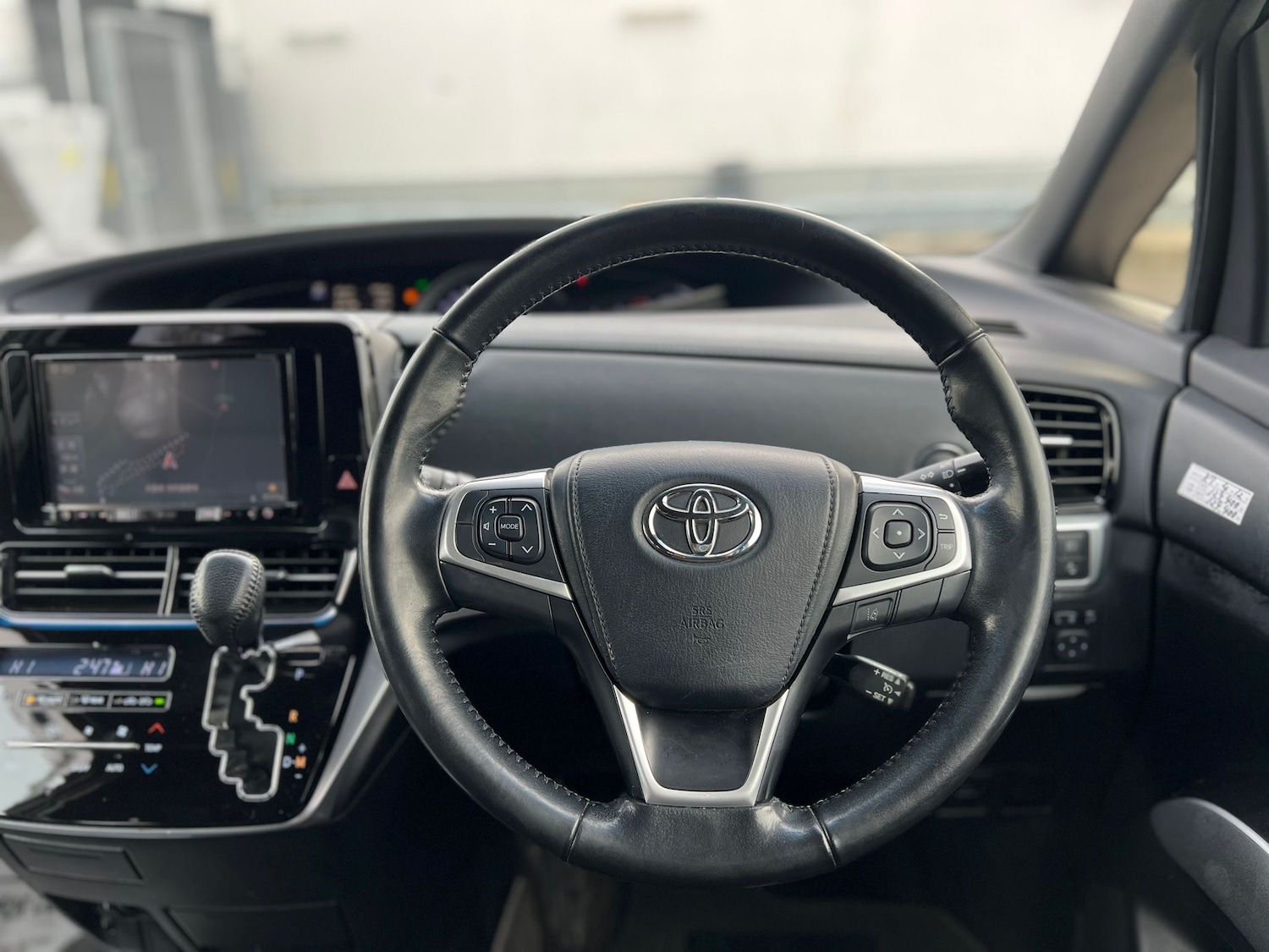 Used Toyota Estima 2026 for sale - 77966417: Photo 3