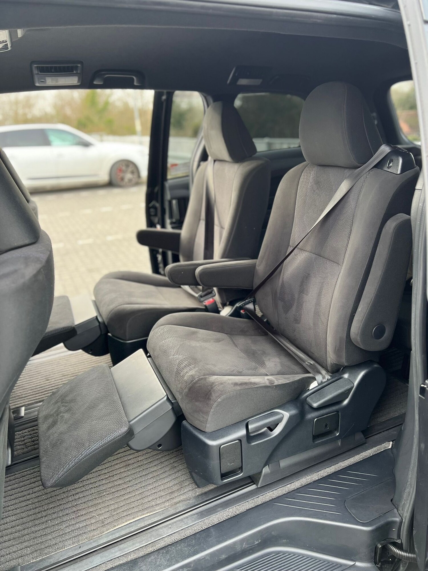 Used Toyota Estima 2026 for sale - 77966417: Photo 4