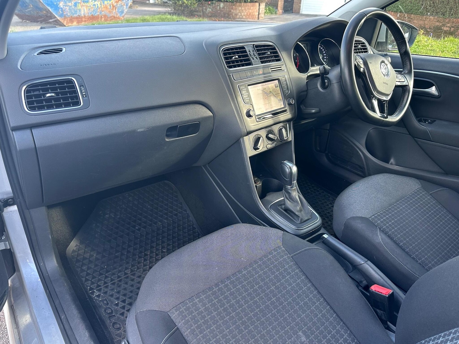 Used Volkswagen Polo 2015 for sale - 78141034: Photo 19