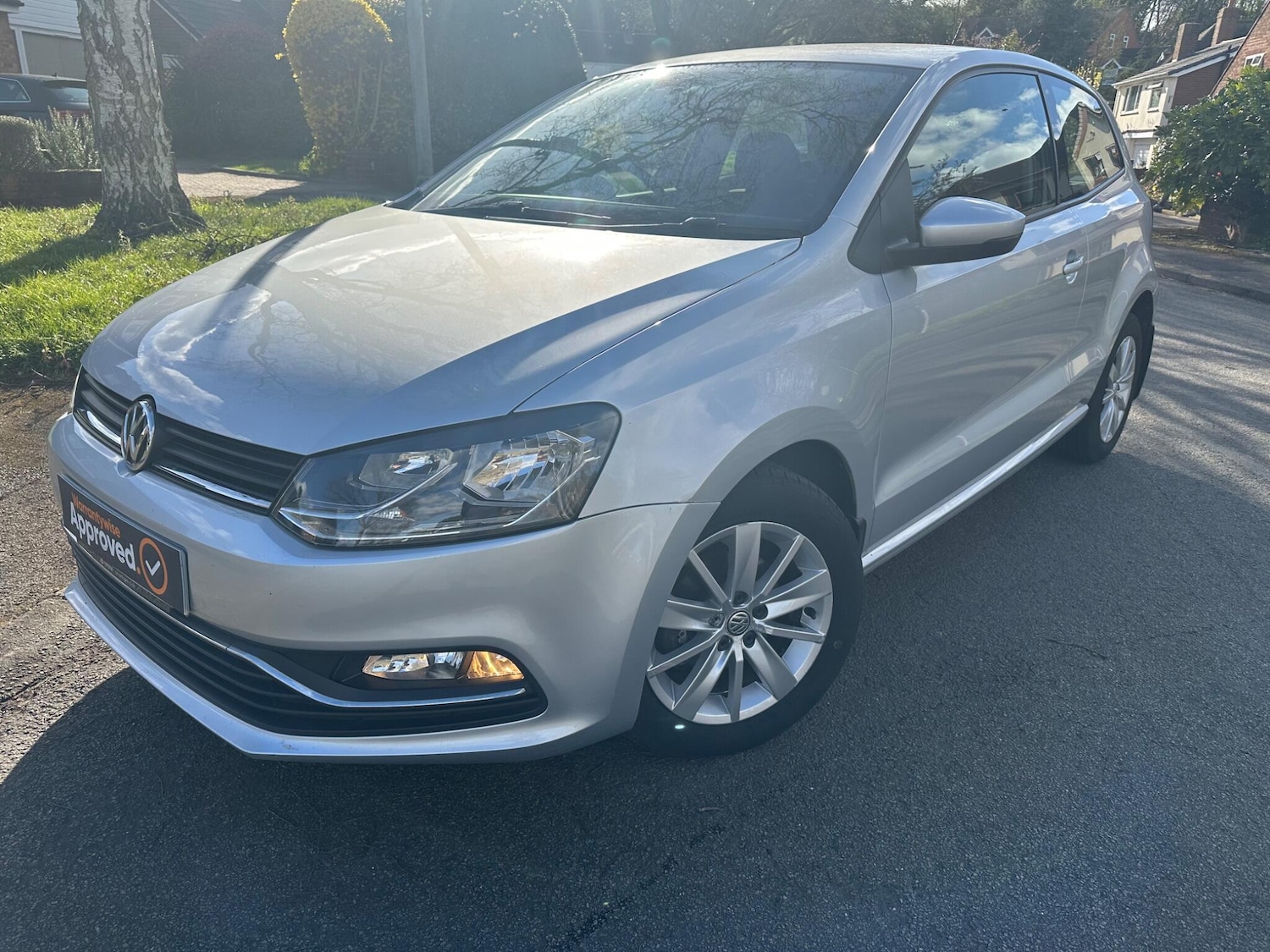 Used Volkswagen Polo 2015 for sale - 78141034: Photo 2