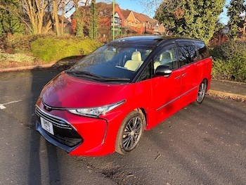 Used Toyota Estima 2016 for sale - 77966425: Photo
