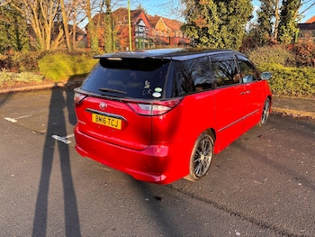 Used Toyota Estima 2016 for sale - 77966425: Photo