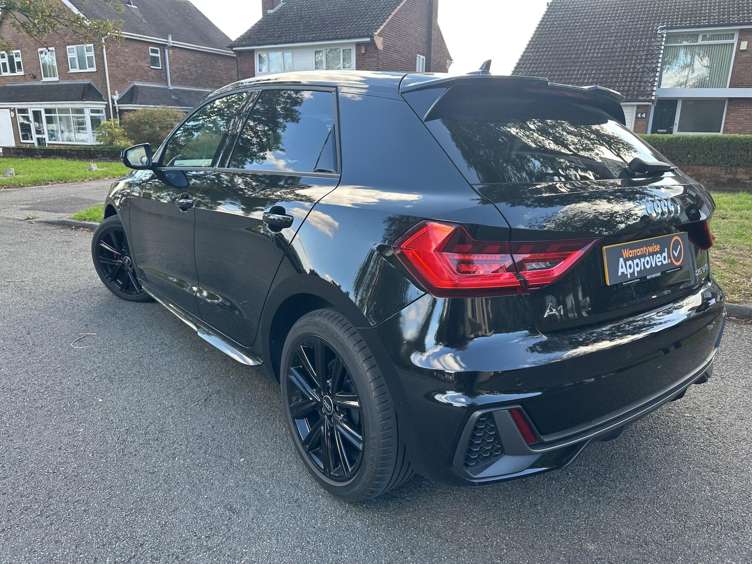 Used Audi A1 for sale - 77927727: Photo 3