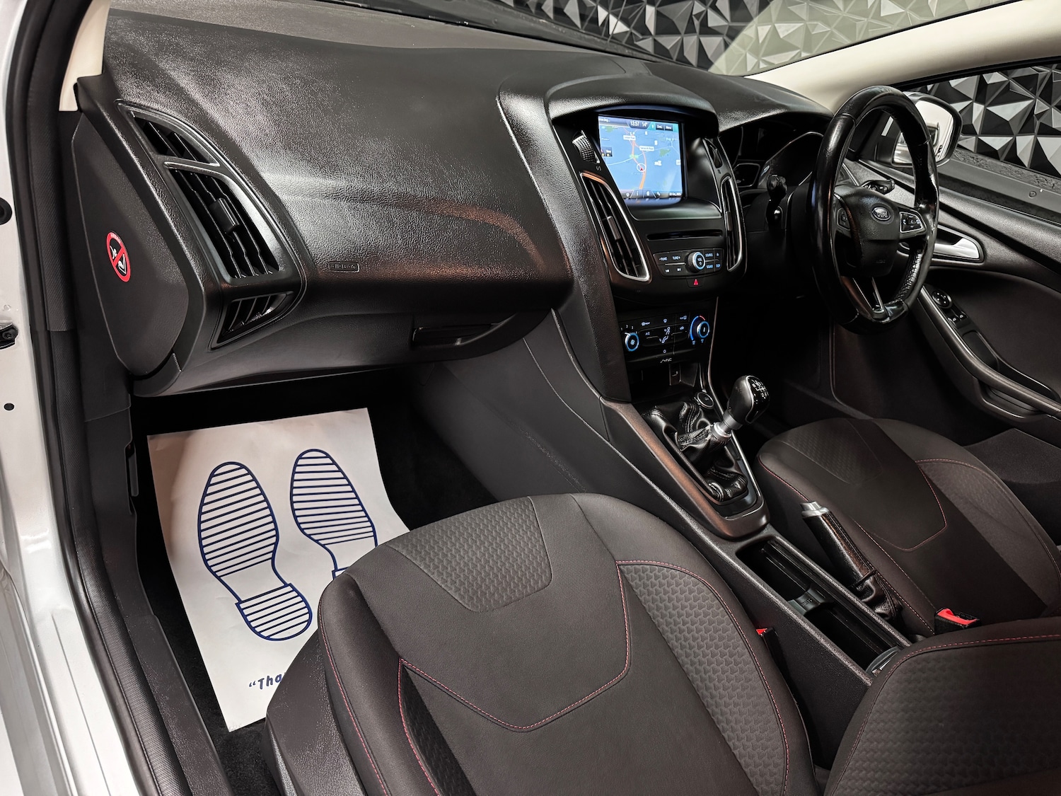 Used Ford Focus 2015 for sale - 77762610: Photo 2