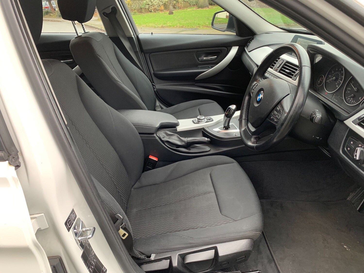 Used BMW 3 Series 2012 for sale - 77927831: Photo 17