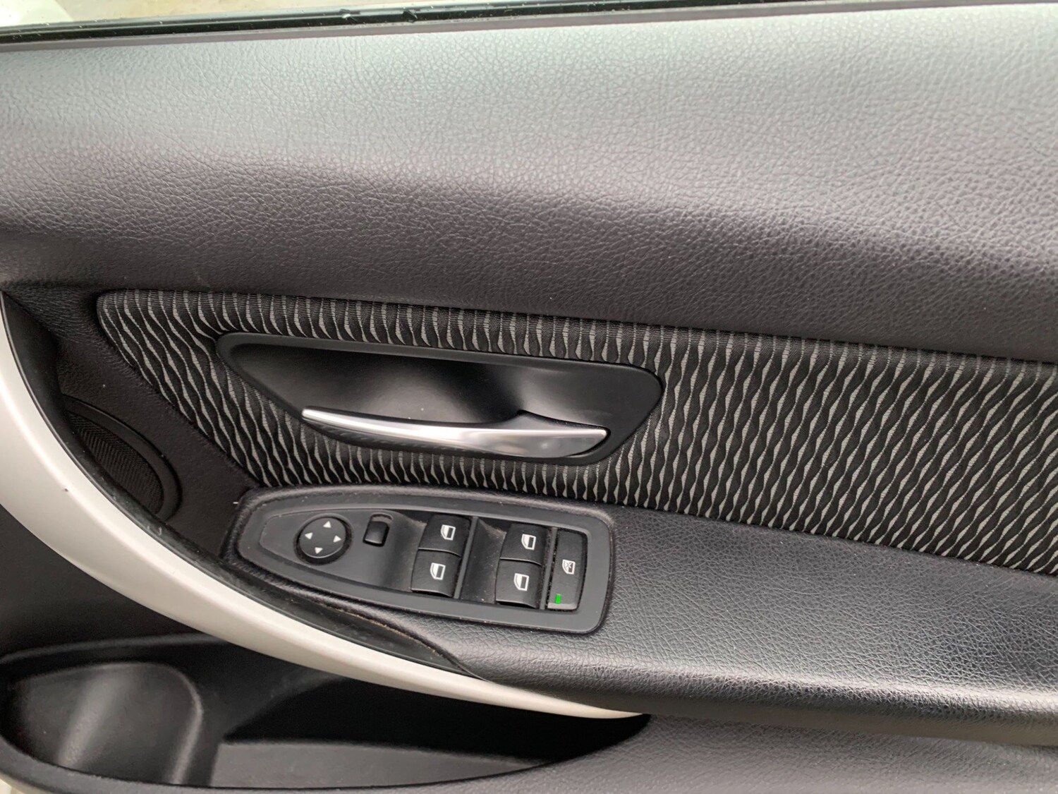 Used BMW 3 Series 2012 for sale - 77927831: Photo 25