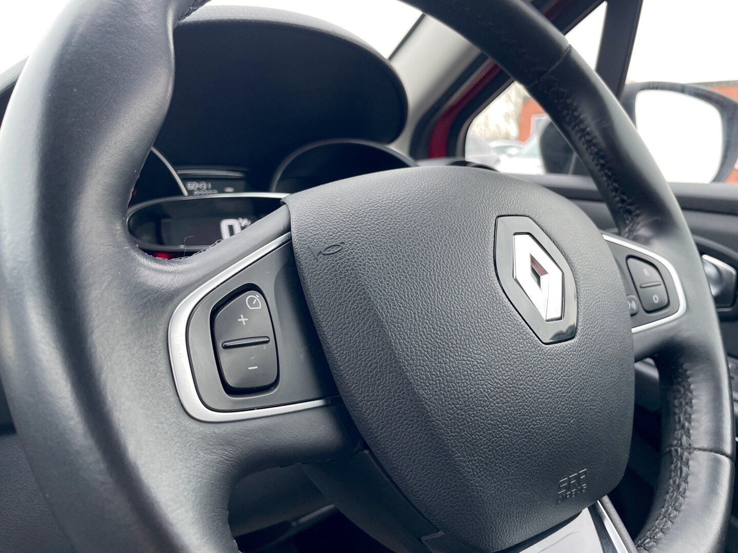 Used Renault Clio 2016 for sale - 78036906: Photo 16