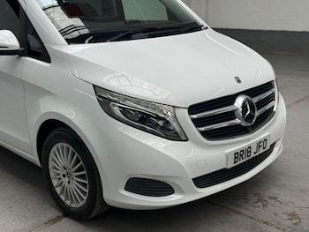 Used Mercedes-Benz V-Class 2018 for sale - 79047323: Photo